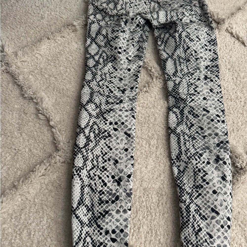 Good American Black and White Snakeskin Skinny Jeans